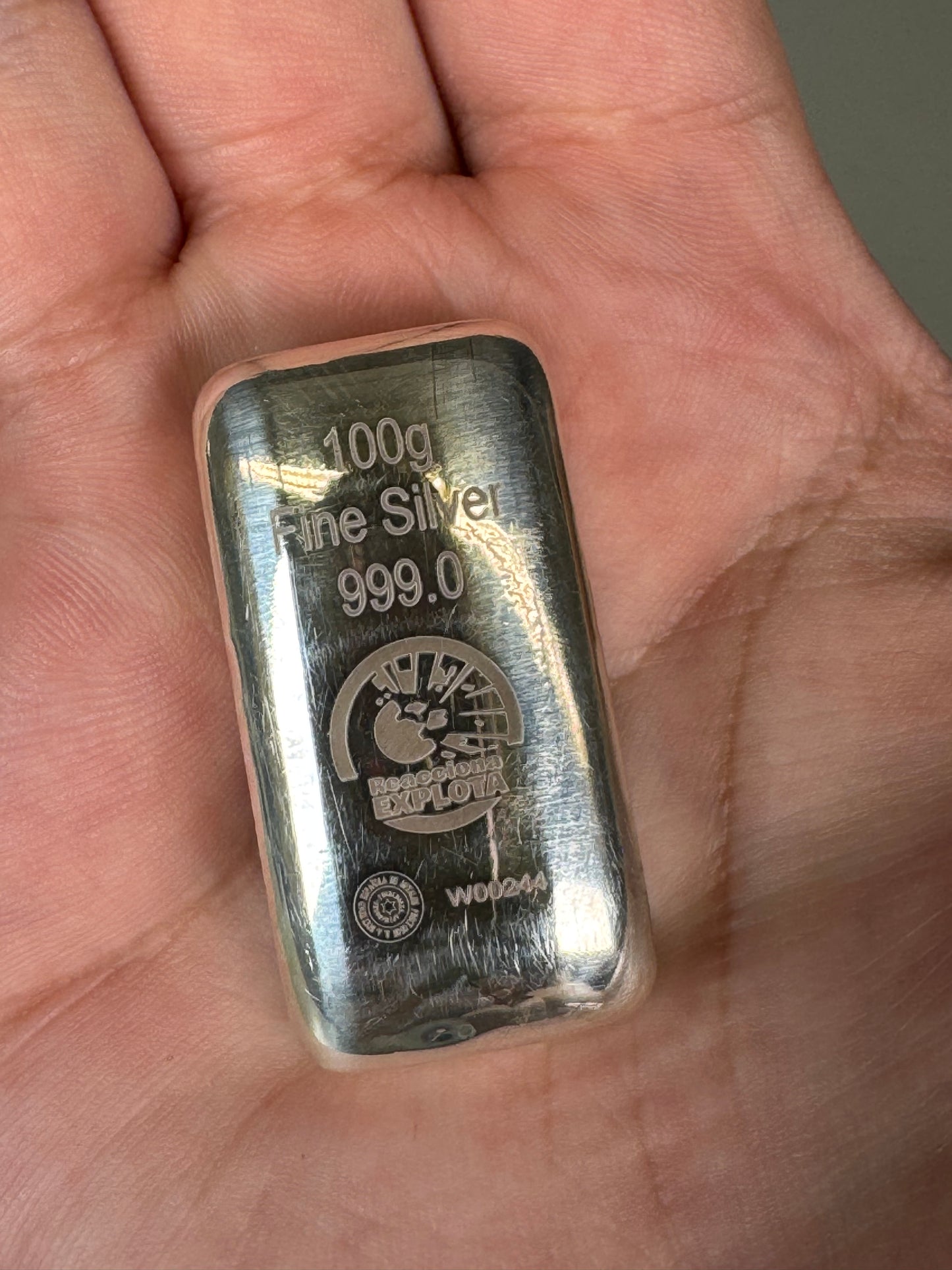 Lingote de Plata Pura – Edición Reacciona Explota x SEMPSA