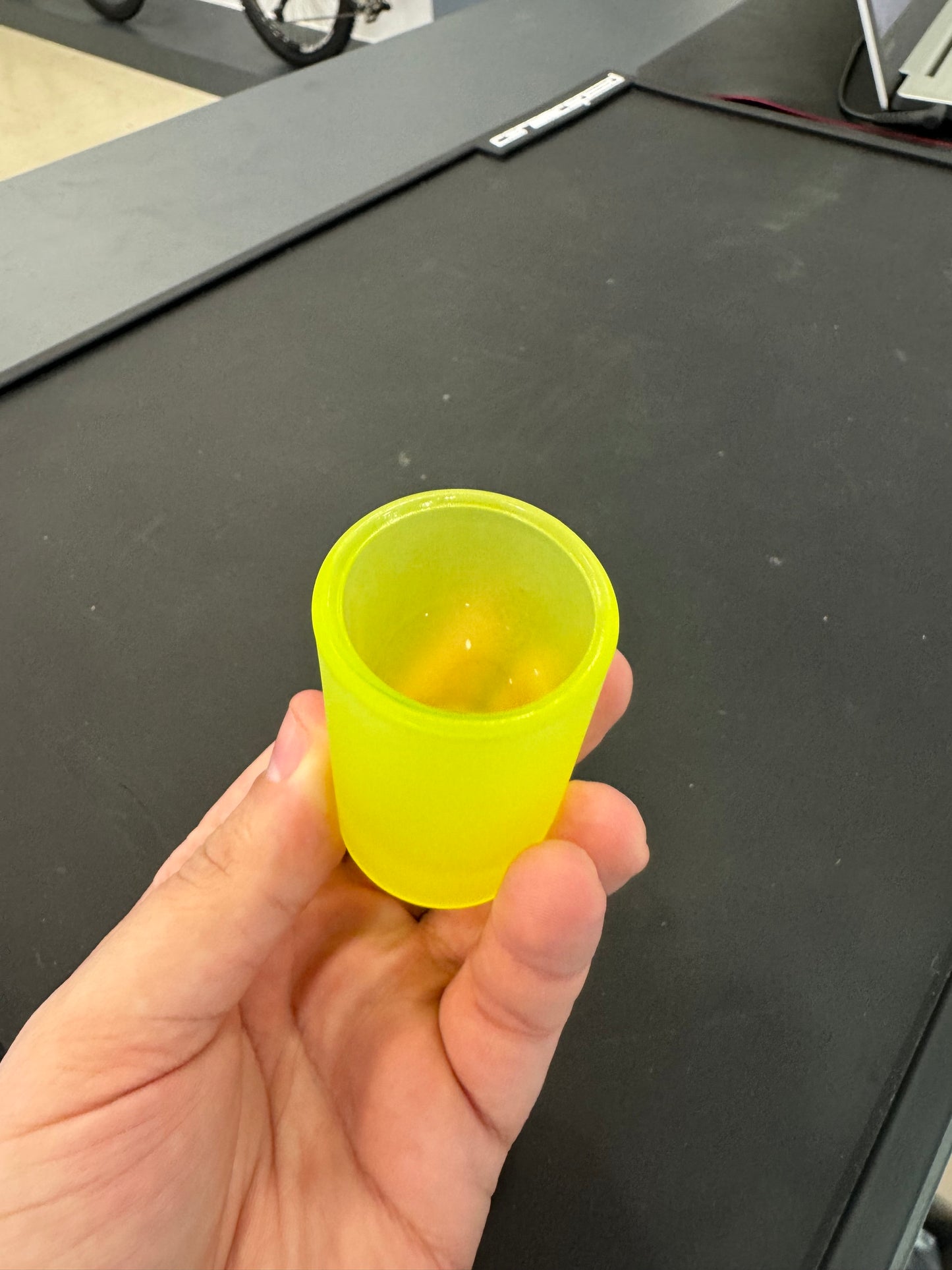 Vaso de chupito de vidrio de Uranio