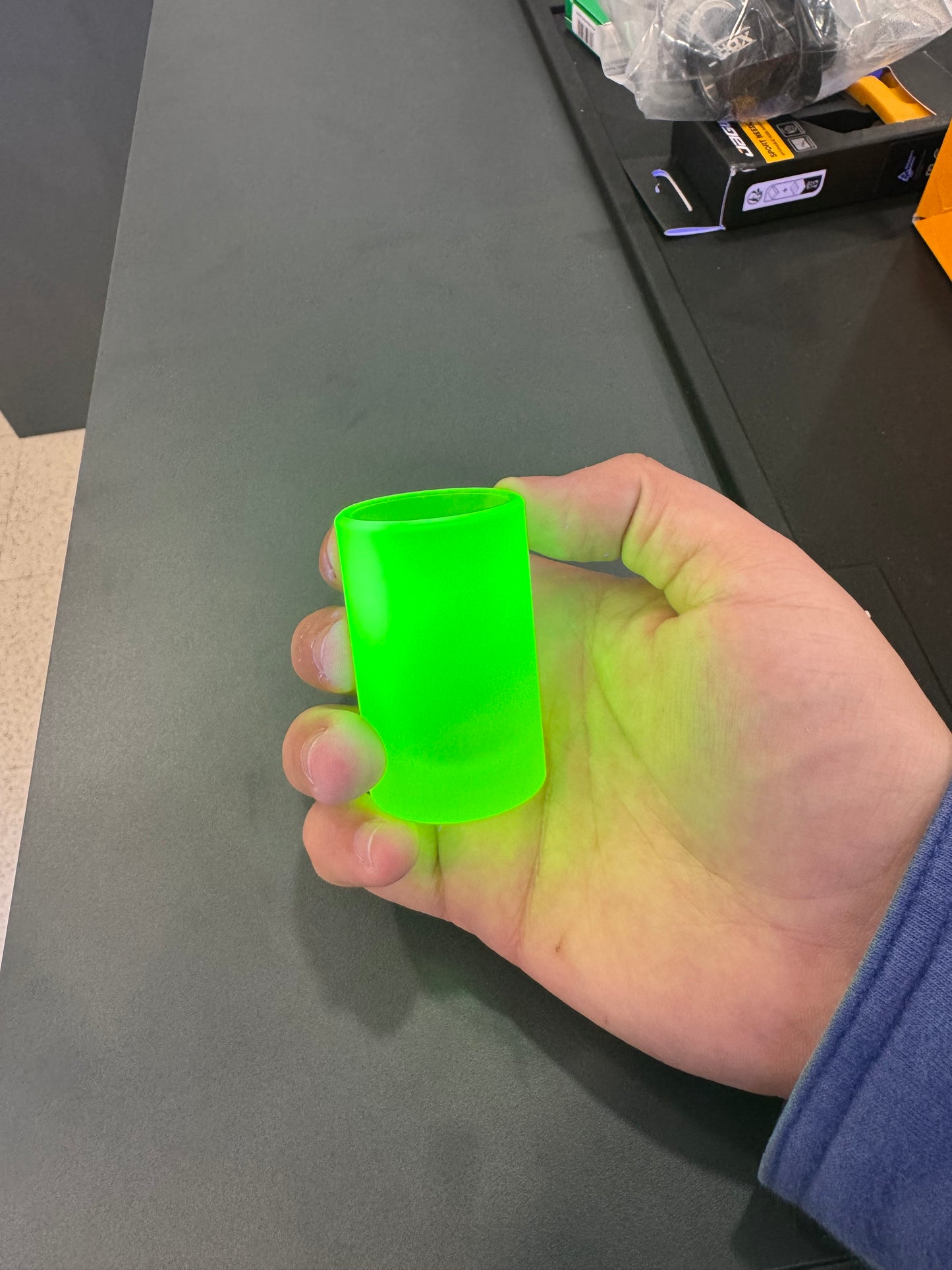 Vaso de chupito de vidrio de Uranio