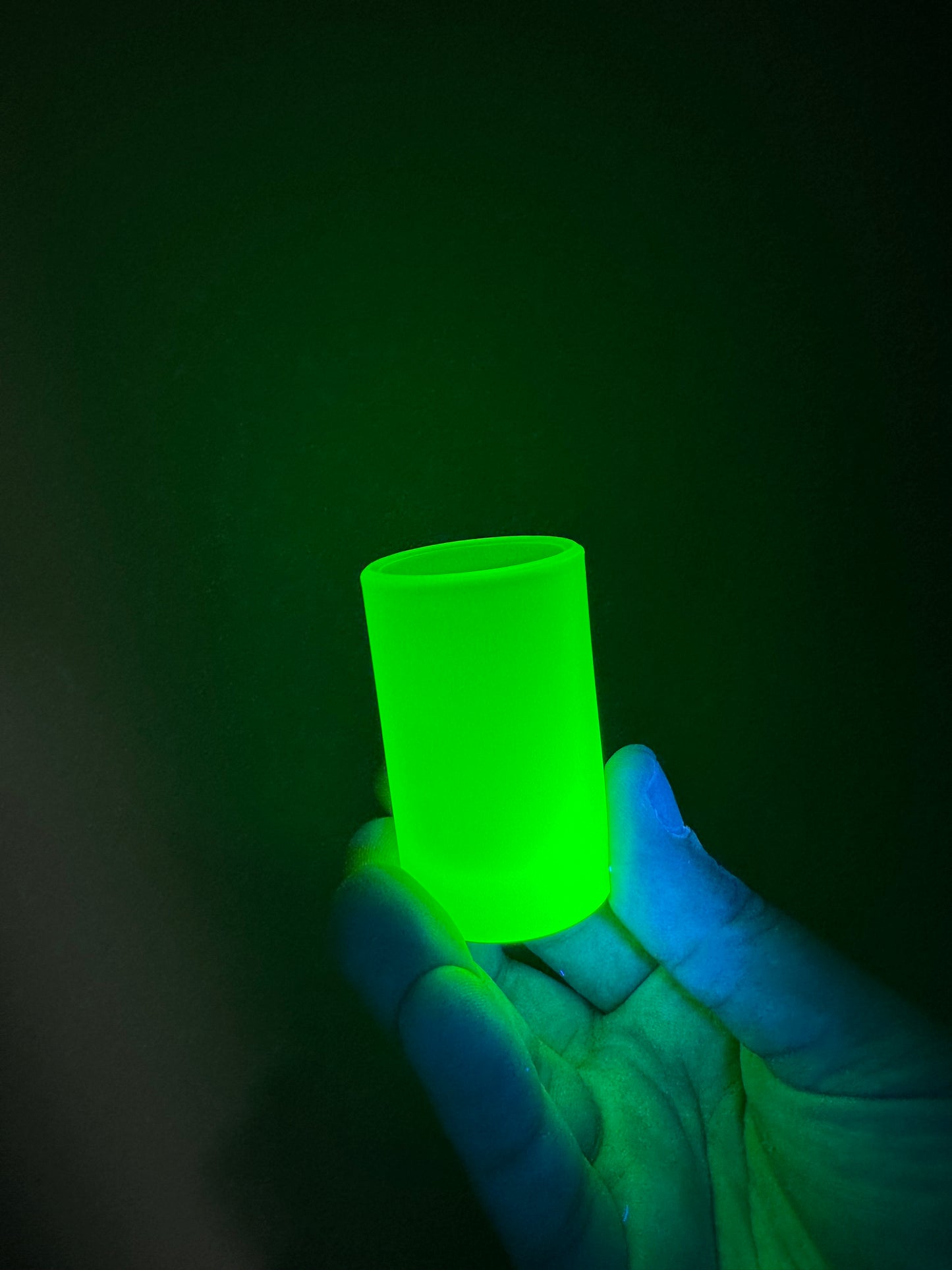 Vaso de chupito de vidrio de Uranio