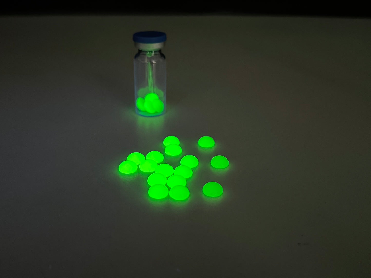 Perlas de Vidrio de Uranio